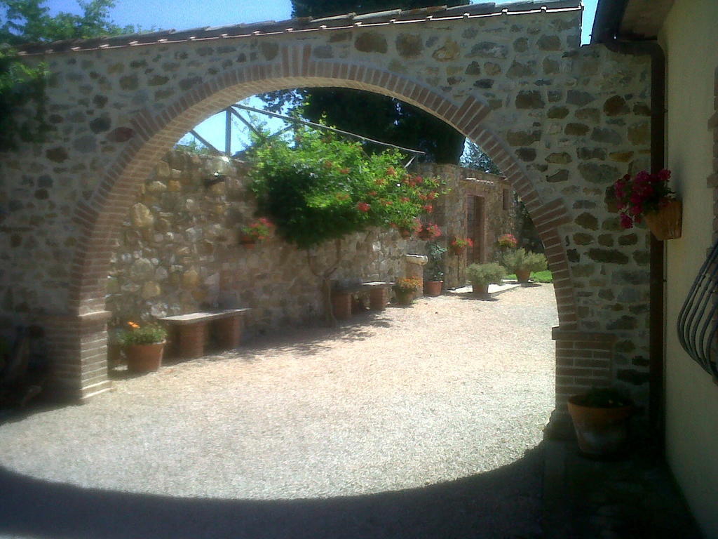 Agriturismo Podere Micitto Usi Kültér fotó