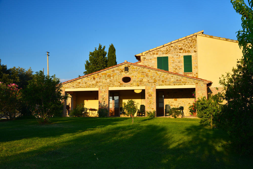 Agriturismo Podere Micitto Usi Kültér fotó